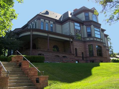 StatelyHouse copy